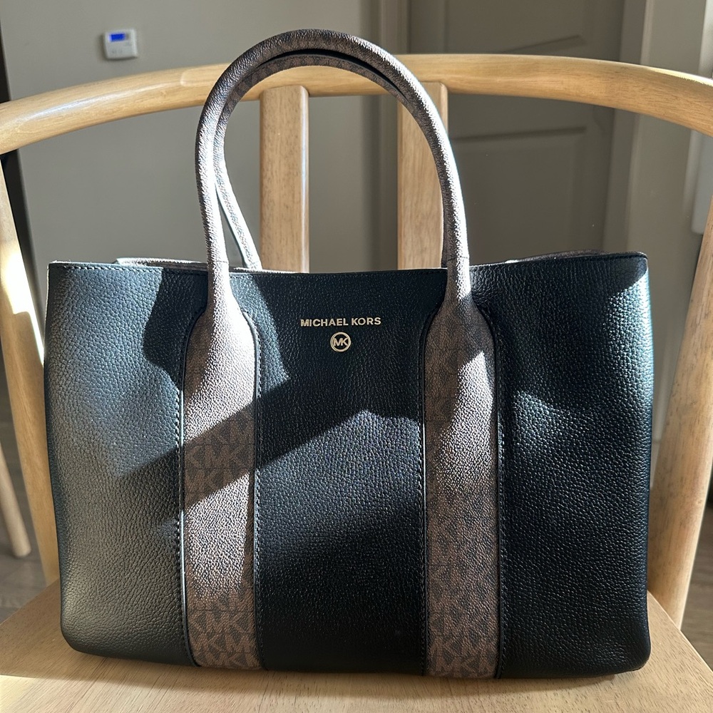 Michael kors lg satchel bag new with tags